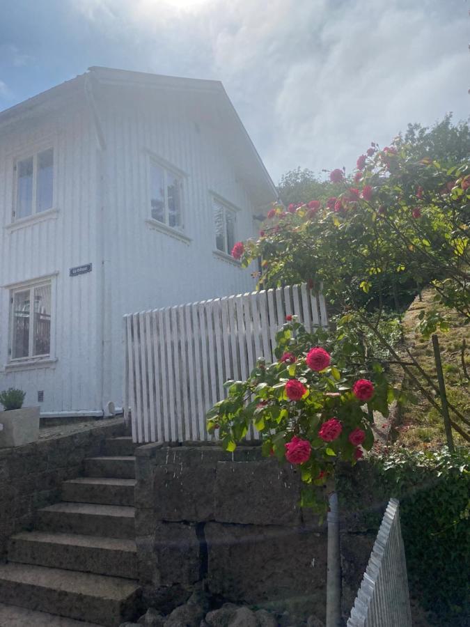 Cozy House In Central Lysekil, 4-6 Beds Villa Exterior foto